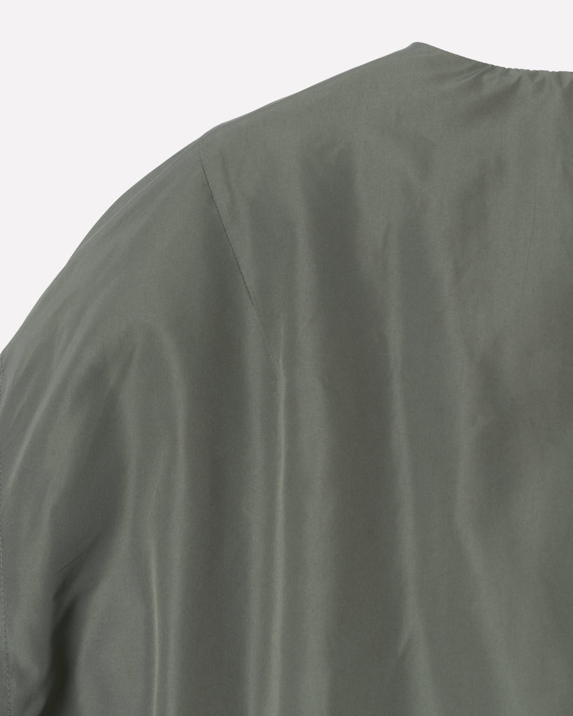 COLLARLESS BOMBER DOWN JACLET