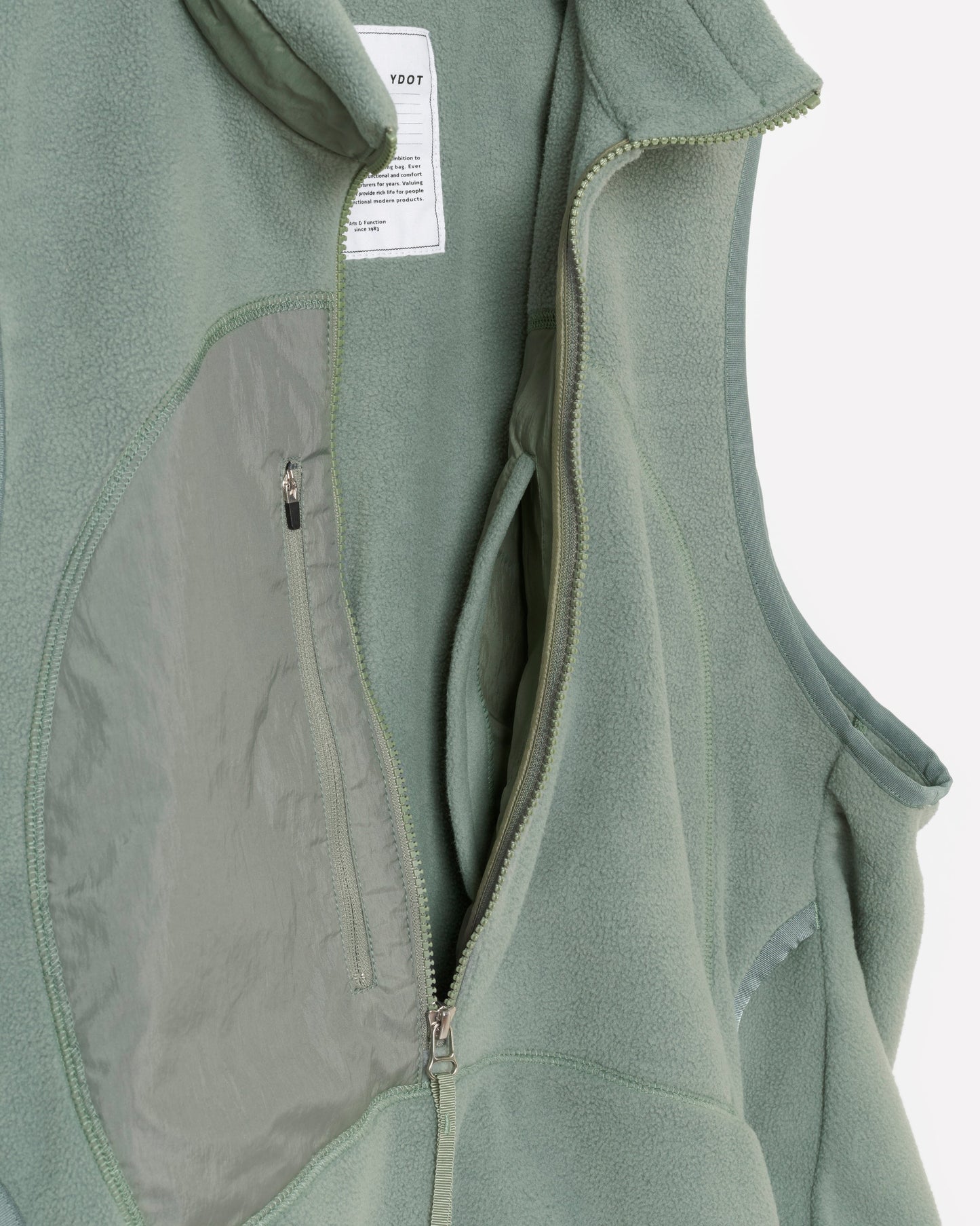 TECH FLEECE CIRCLE ANORAK VEST